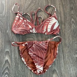 O’Neill Bikini *TOP ONLY*